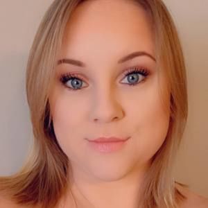 Meet your Posher, Leigh